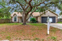 Building Photo - 3 Bedroom in Navarre! Move In $200 off 1st...