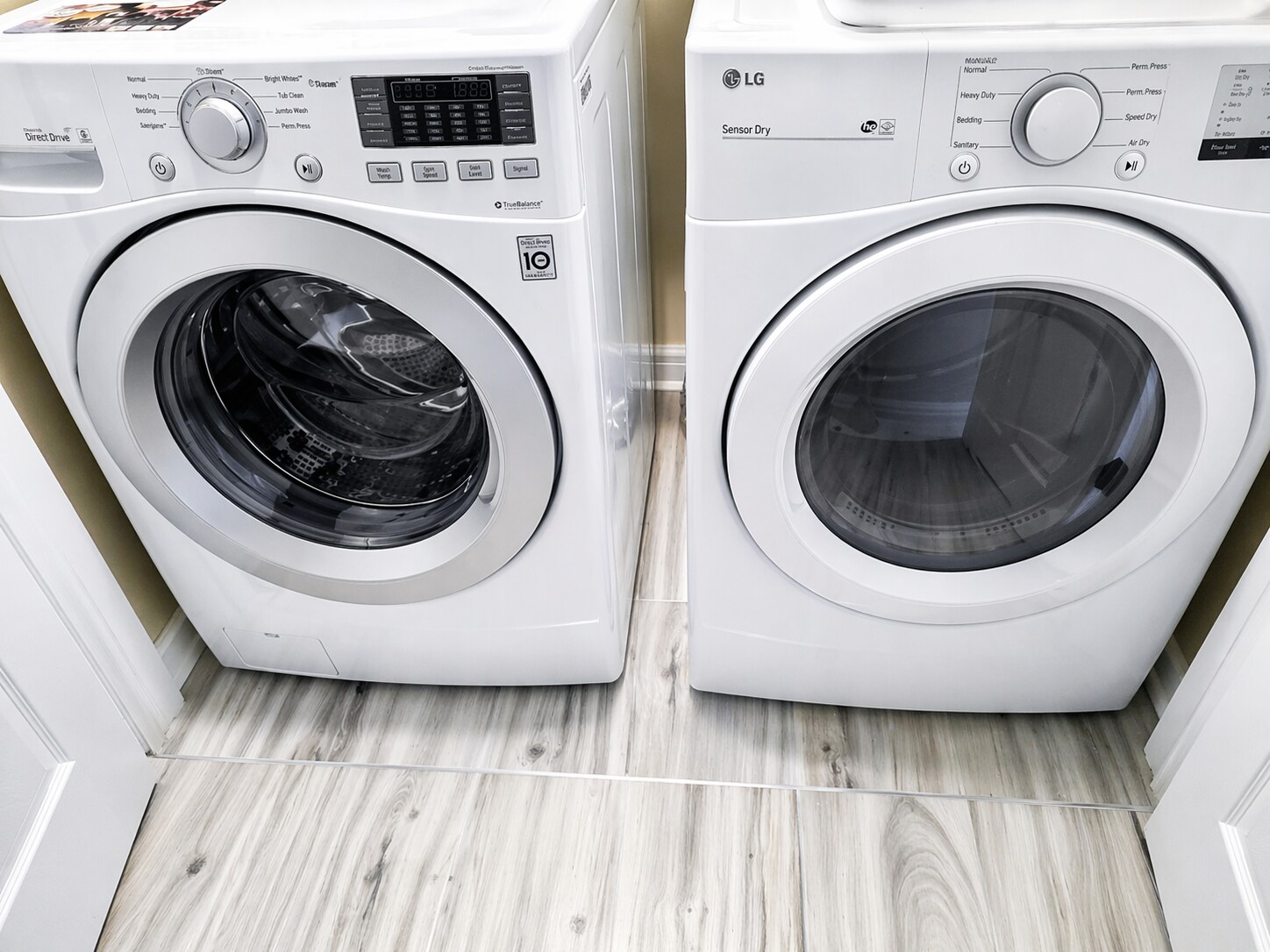 Building Photo - 401 16th St NW