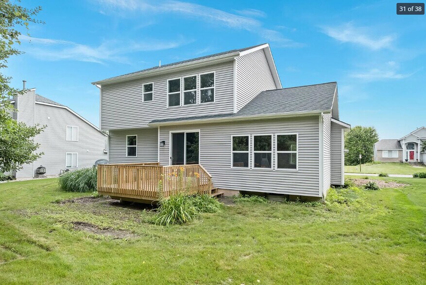 Building Photo - 5453 W Heathwood Dr SE