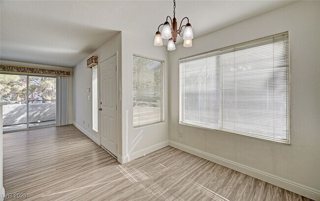Building Photo - 3115 Casey Dr