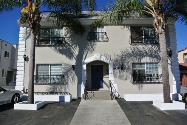 Building Photo - 6081 Pickford Pl