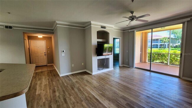 Building Photo - 4170 Central Sarasota Pkwy
