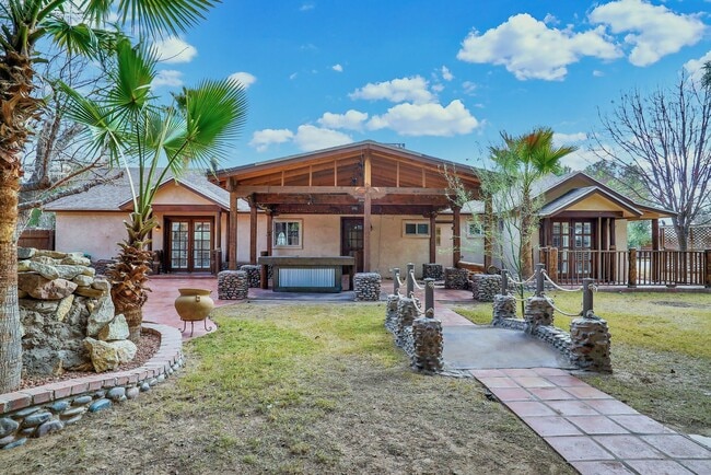 Building Photo - Upper Valley 3 Bedroom 2 Bath