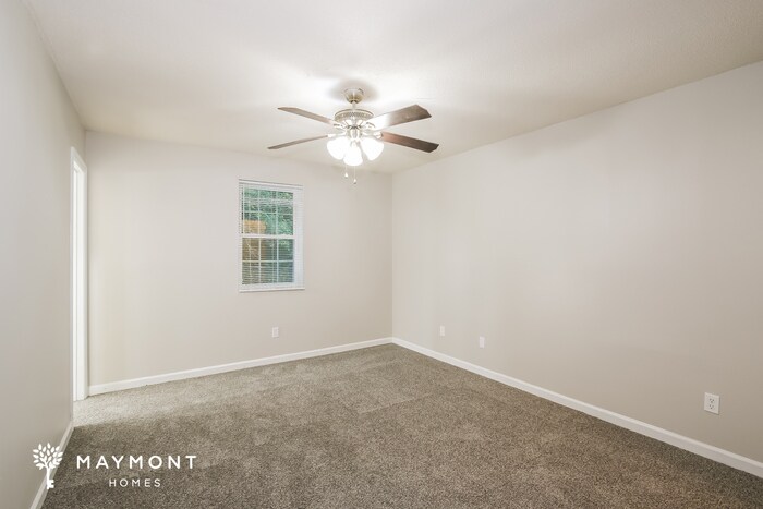 Building Photo - 3564 Kindling Dr