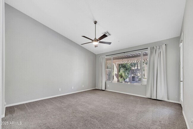 Building Photo - 7446 E Glenn Moore Rd