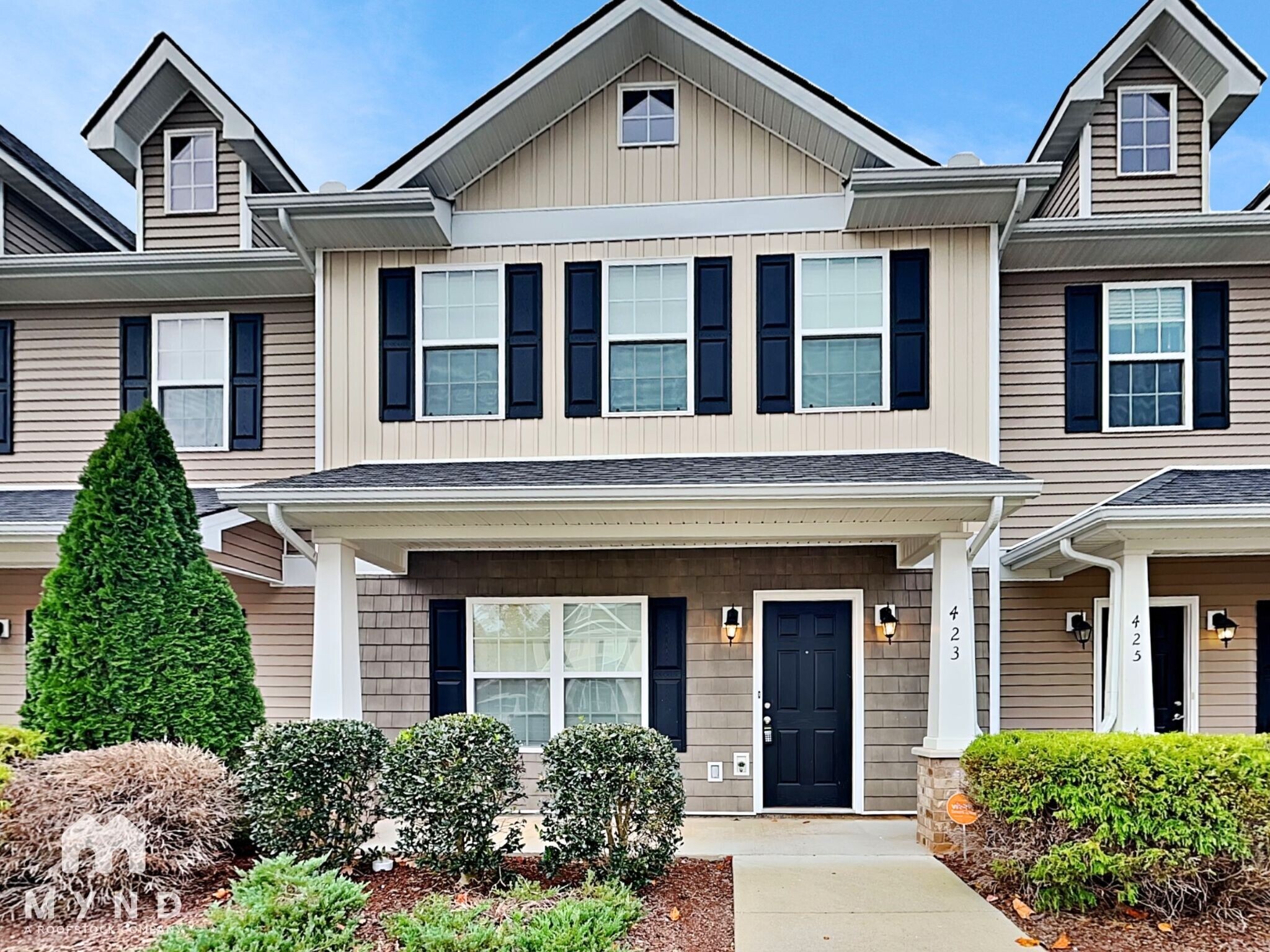 Building Photo - 423 John Deere Dr