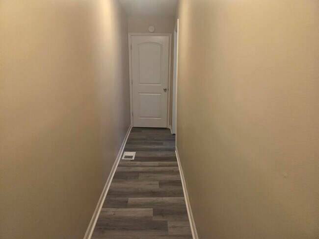 Building Photo - 247 S Randolph St