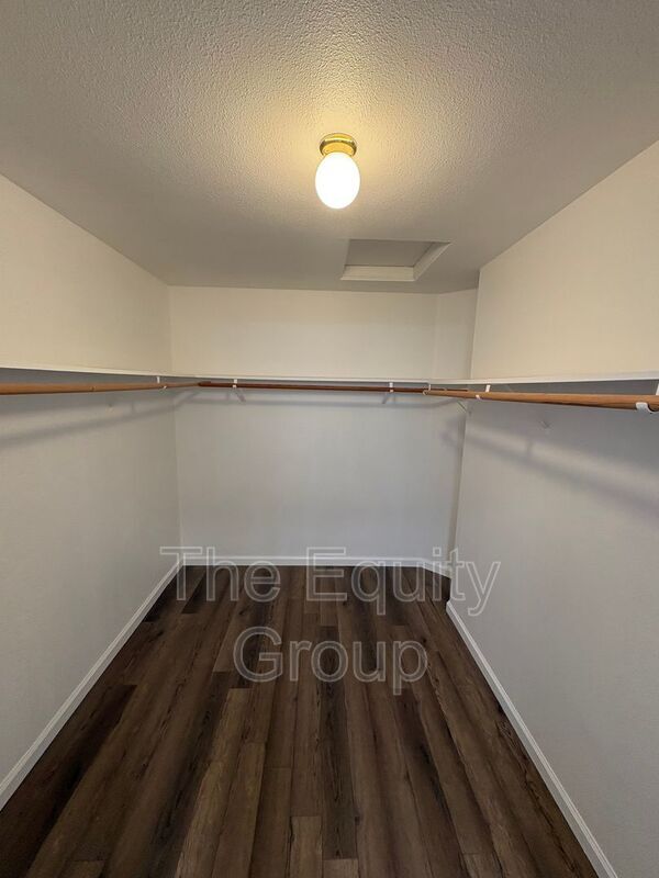 Building Photo - 3908 S Dans St