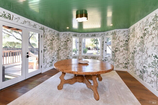 Building Photo - 800 Zinfandel Ln