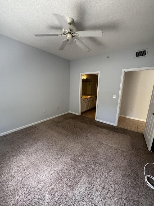 Building Photo - 224 Murcia Dr