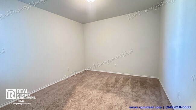 Building Photo - YOUR 3-BED, 2-BATH DREAM HOME AWAITS IN GRAND PRAIRIE