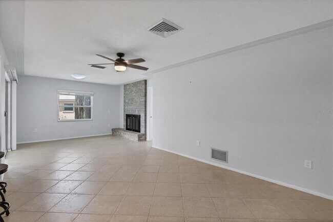 Building Photo - 3313 Pembrook Dr