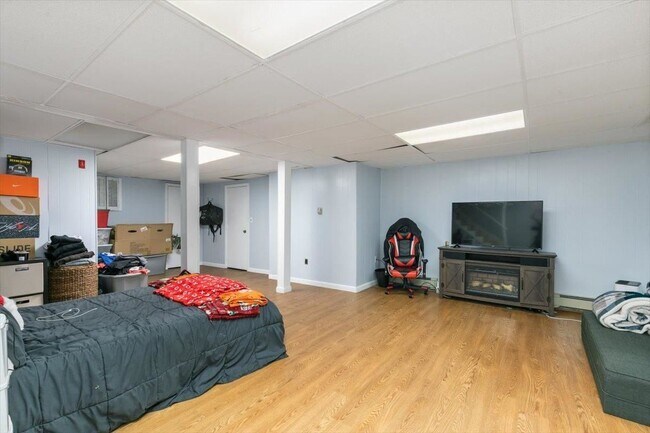 Building Photo - 114 Fieldstone Dr