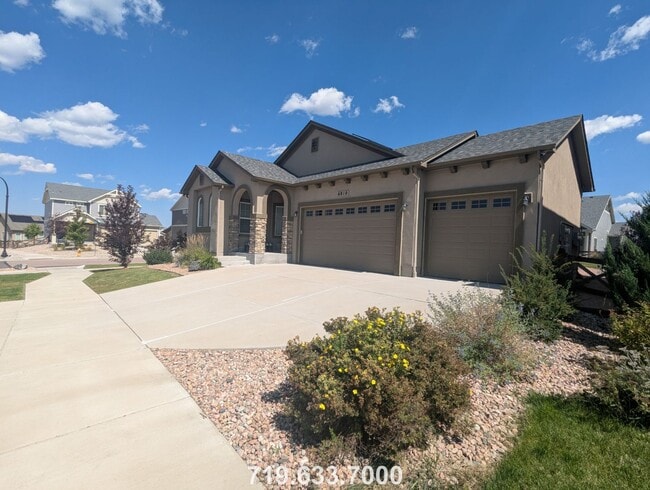 Building Photo - 6810 Sedgerock Ln