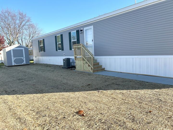 Building Photo - 52962 N Yorktown Ct