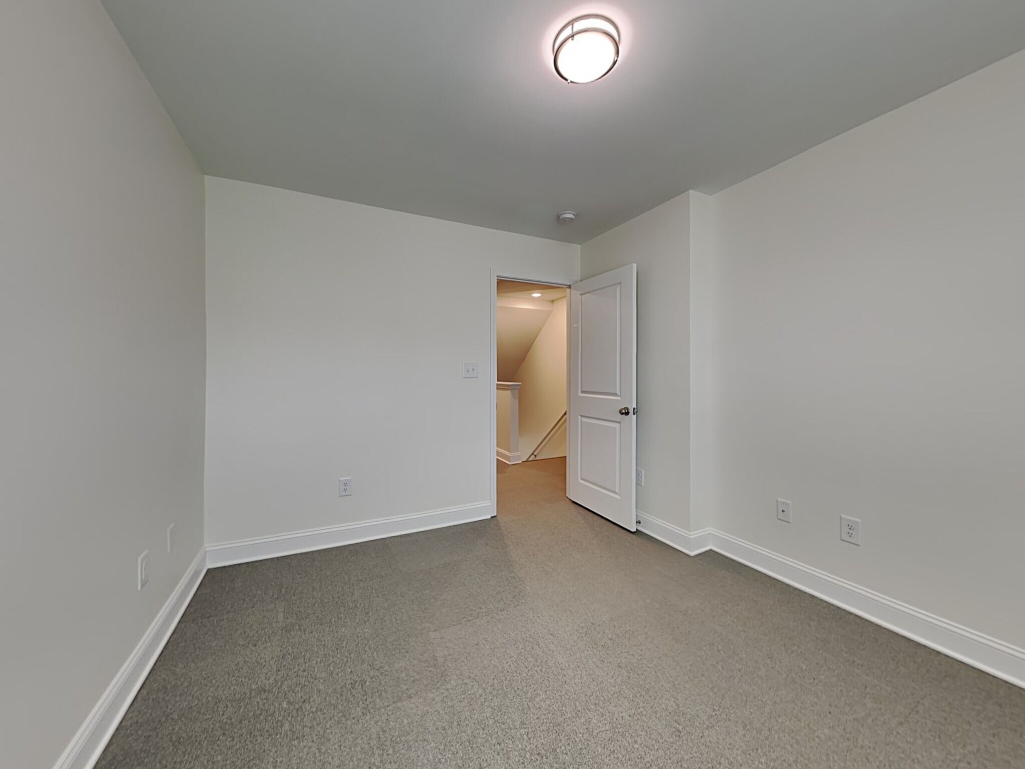 Building Photo - 2388 Eagle Creek Ct