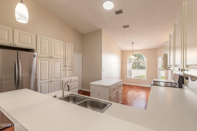 Building Photo - 109 Brookhollow Cir
