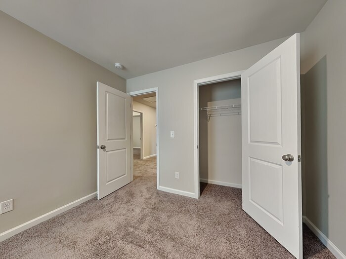 Building Photo - 110 Boat Clb Ln