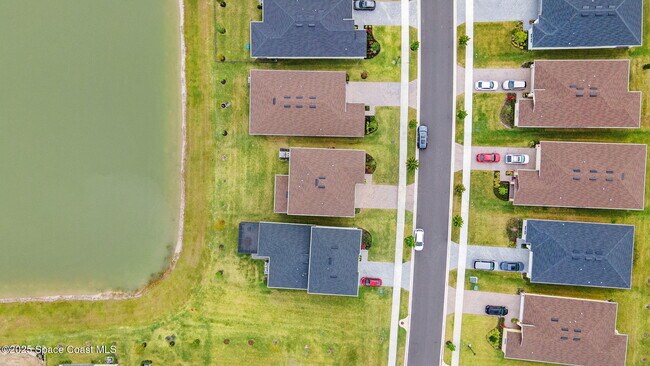 Building Photo - 715 Veridian Cir NW