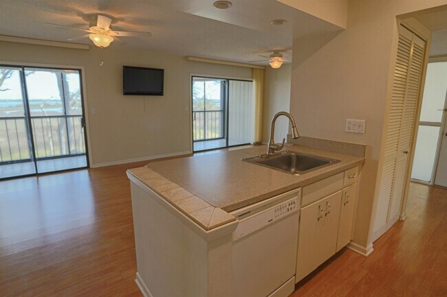 Building Photo - 40 Andalusia Ct