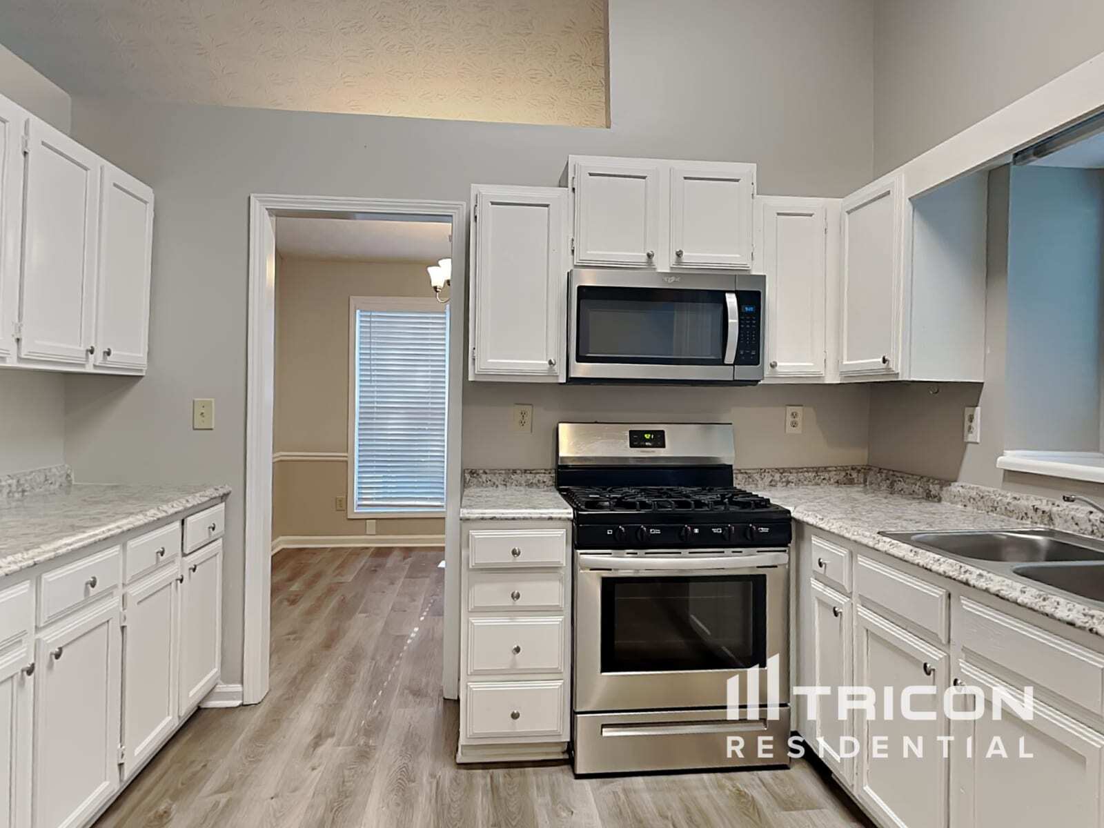 Building Photo - 3734 Windy Hill Dr SE