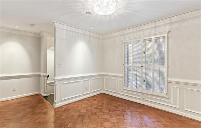 Building Photo - 36 Ivy Pkwy NE