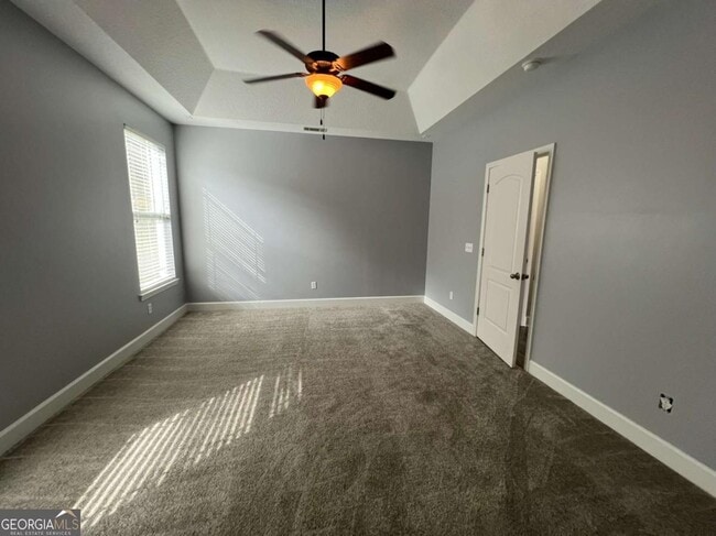 Building Photo - 203 Waters Edge Dr