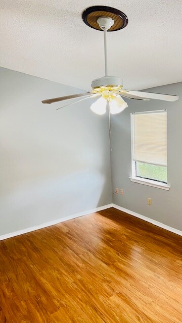 Building Photo - 2707 Mt Laurel Dr