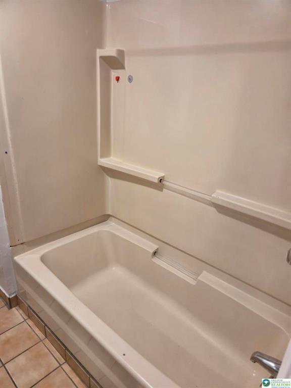 Building Photo - 312 S 17th St