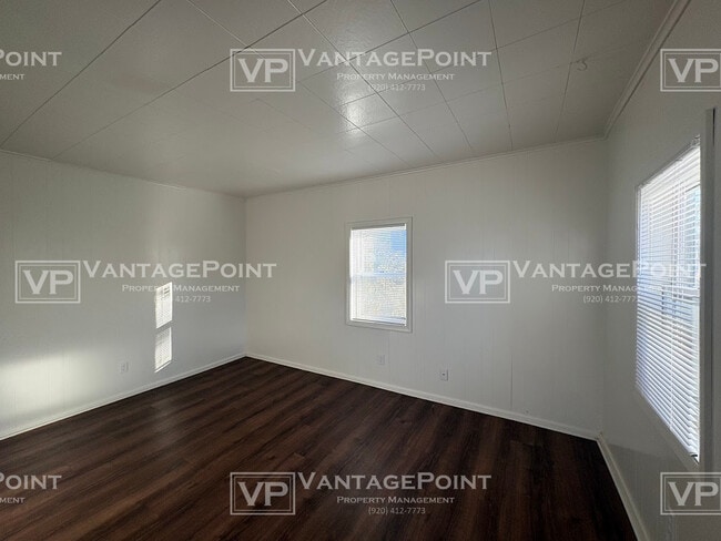 Building Photo - 501 S Huron St