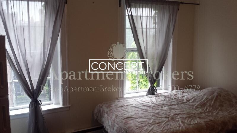 Building Photo - 41 Anderson St