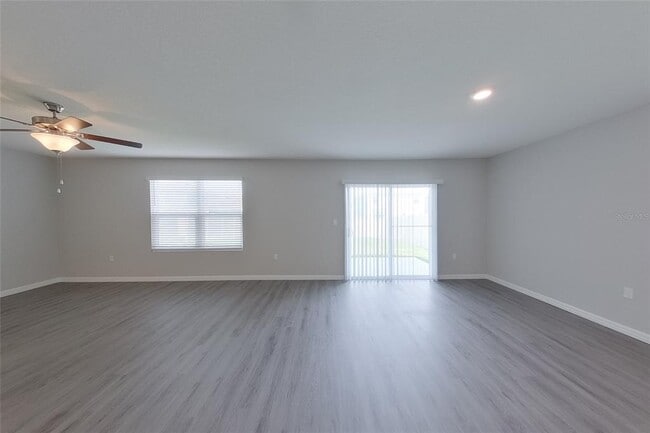 Building Photo - 8597 SW 44th Ct