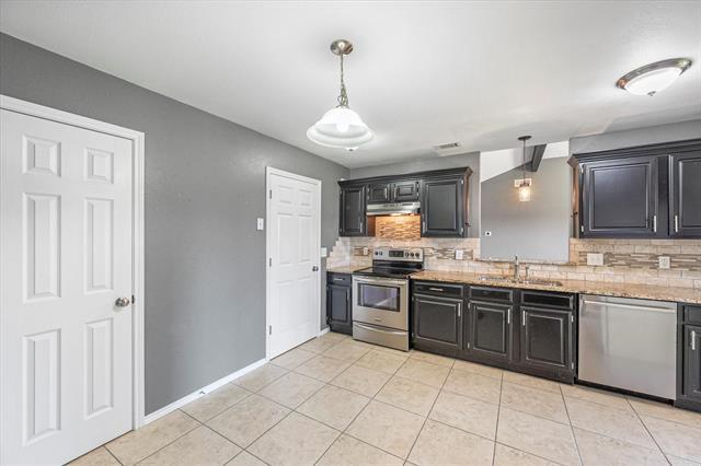 Building Photo - 3520 Sweet Wood