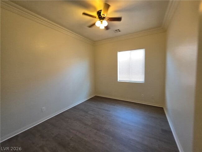 Building Photo - 9338 Wilderness Glen Ave