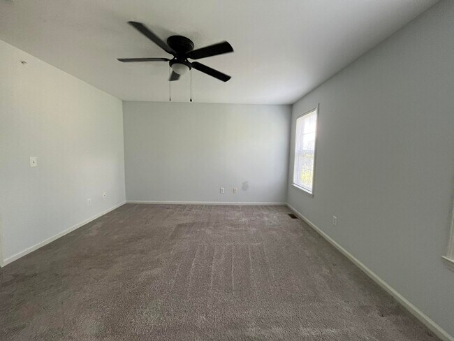 Building Photo - 2815 Barclay Way