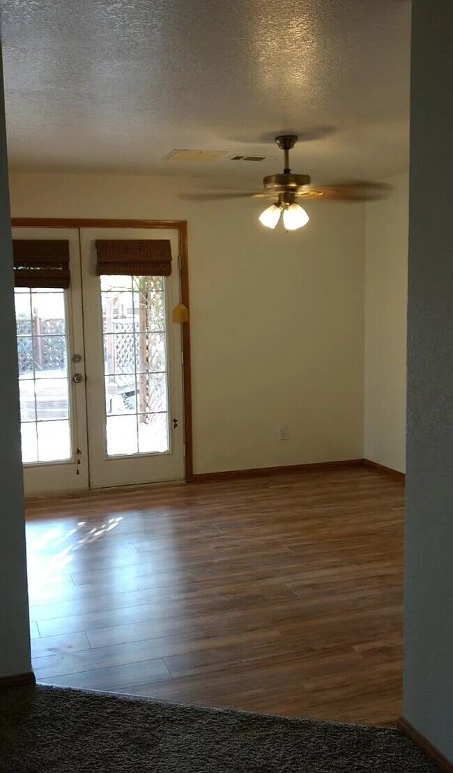 Building Photo - 11125 Smoke Tree Rd