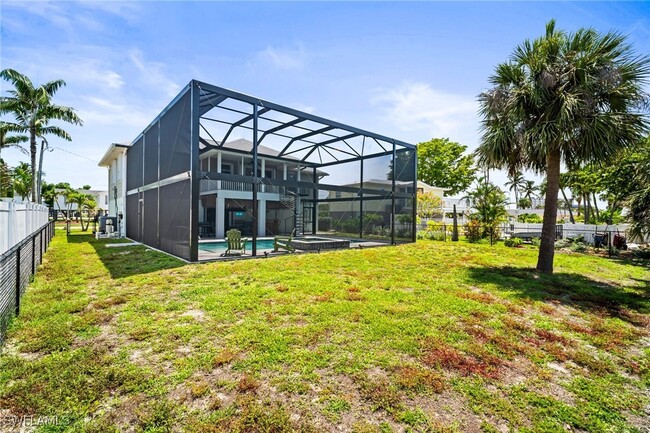 Building Photo - 8003 Buccaneer Dr