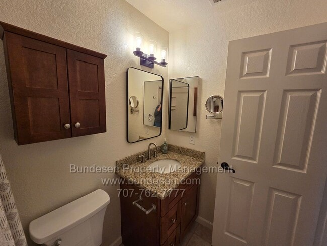 Building Photo - 1388 Miramonte Pl