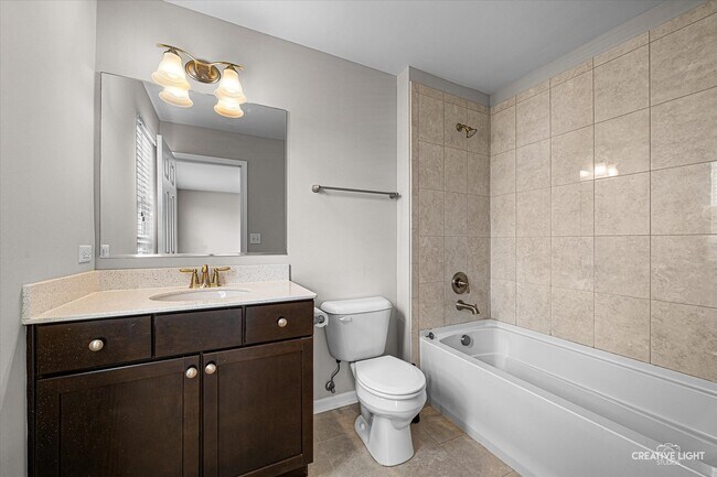 Building Photo - 4182 Royal Mews Cir