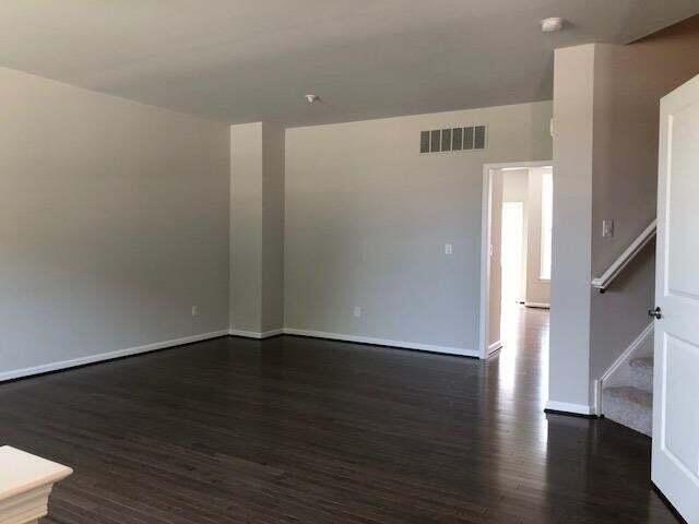 Building Photo - 2780 Ashcombe Dr.