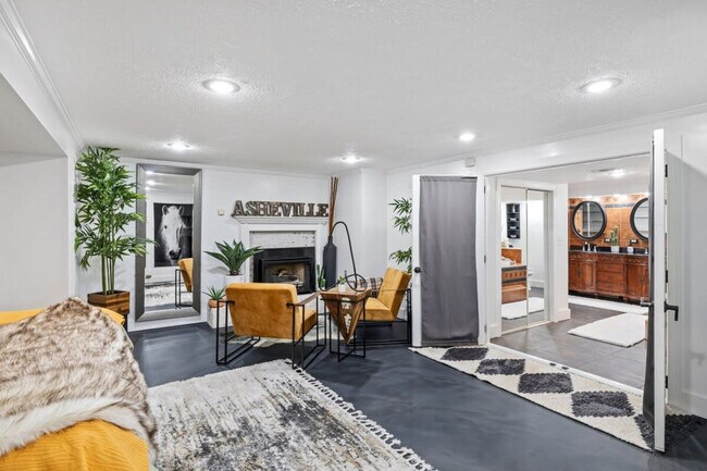 Building Photo - 75 State Rd 1441