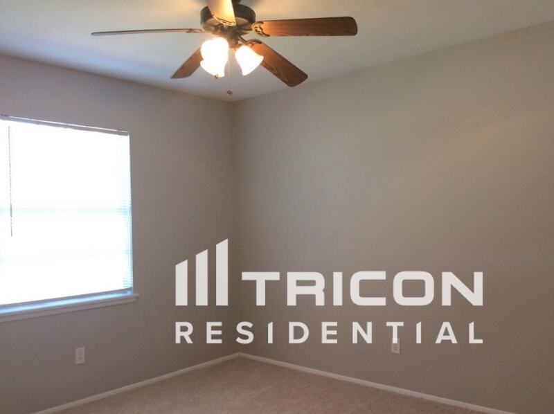 Building Photo - 4204 Pepperbush Dr