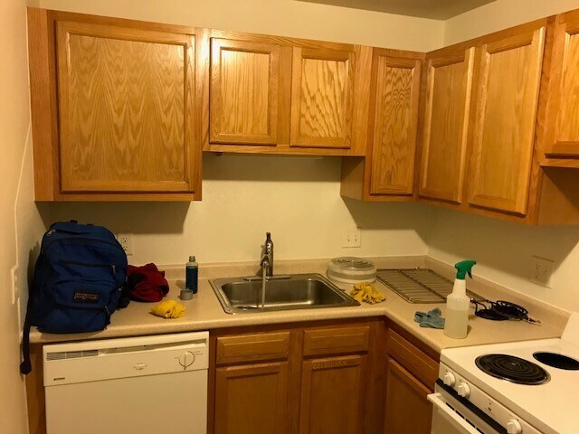 Building Photo - 310 Tappan St