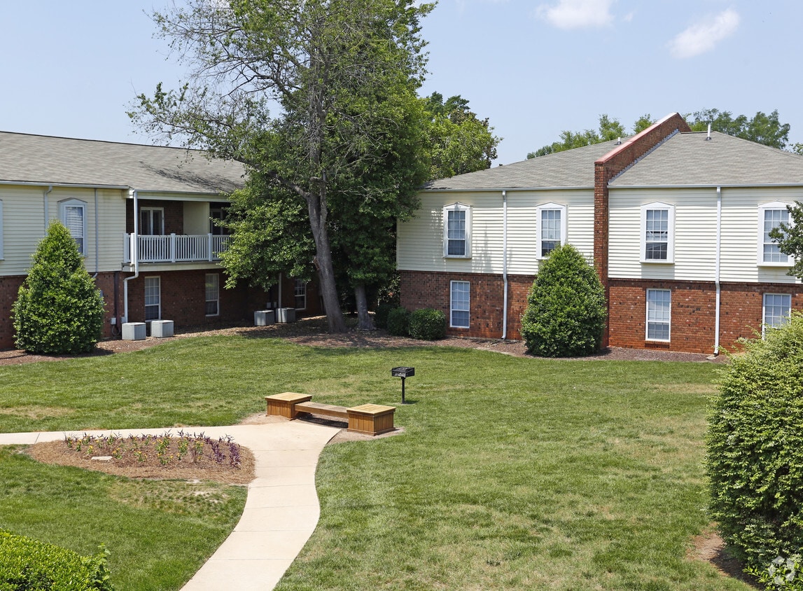 Quail Ridge Apartments Raleigh