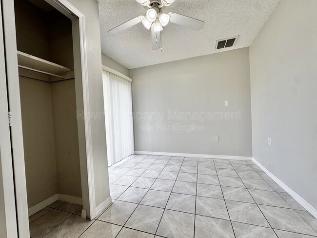 Building Photo - 929 Louisiana Ave