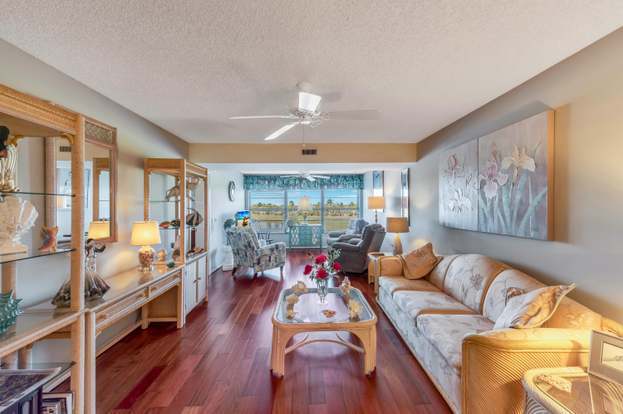 Building Photo - 33 Plantation Dr