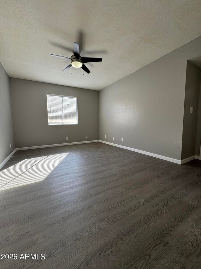 Building Photo - 6527 N 67th Ave