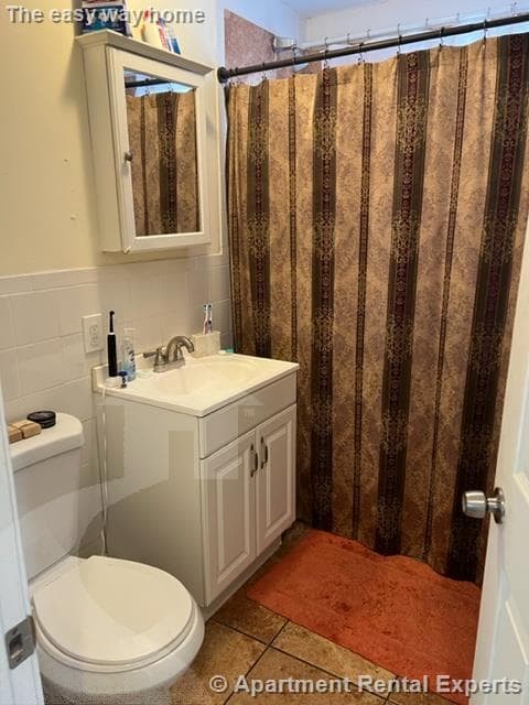 Building Photo - 128 Cedar St