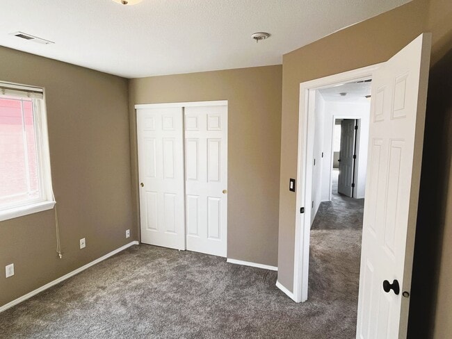 Building Photo - 3-Bedroom Home in vibrant Kenton neighborh...