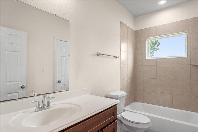 Building Photo - 2407 Ferguson Way
